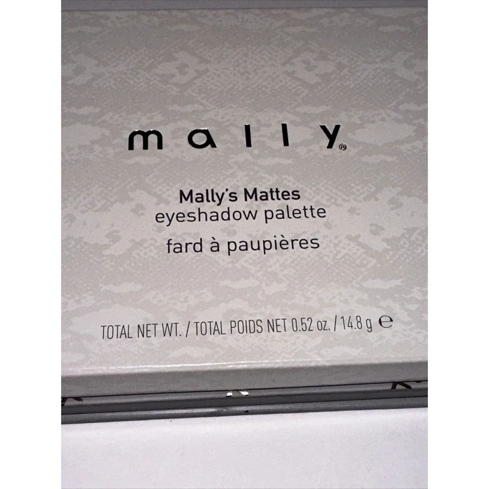 Mally Beauty Mally's Mattes Eyeshadow Palette 8 Shades Neutral Matte‎ Mirror New